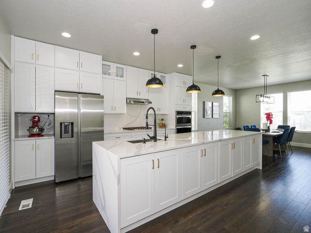11576 S WILLOW WALK DR, South Jordan, UT 84009