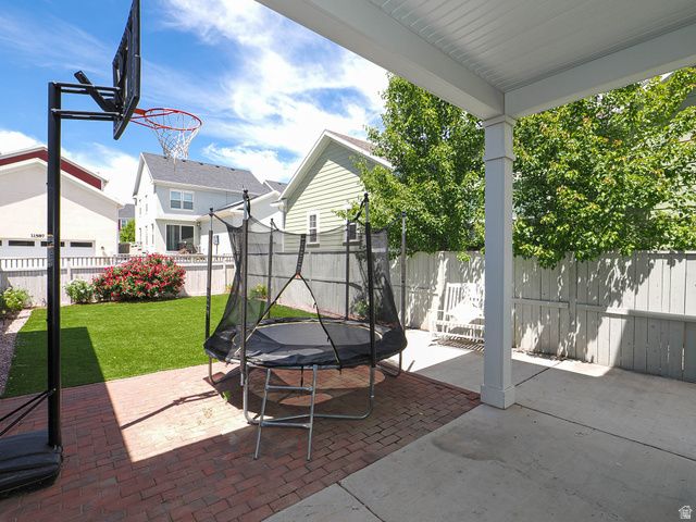 11576 S WILLOW WALK DR, South Jordan, UT 84009