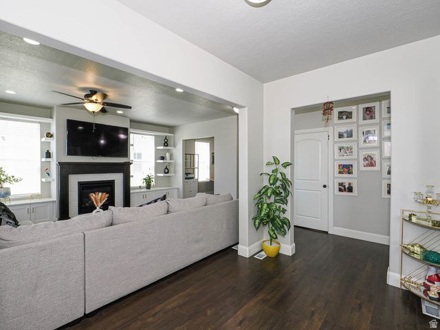 11576 S WILLOW WALK DR, South Jordan, UT 84009