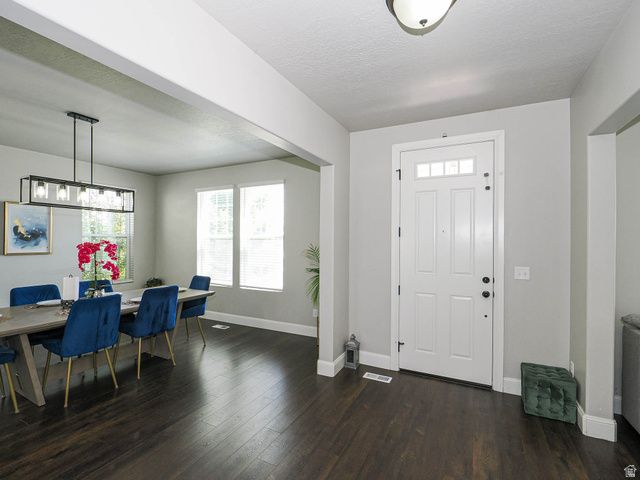11576 S WILLOW WALK DR, South Jordan, UT 84009