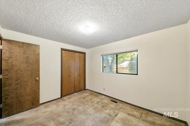 4017 S Minuteman Way, Boise, ID 83706