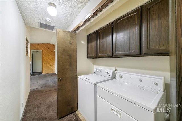 4017 S Minuteman Way, Boise, ID 83706