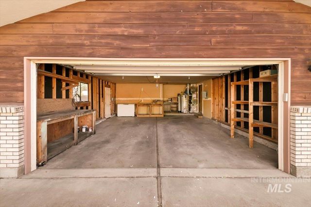 4017 S Minuteman Way, Boise, ID 83706