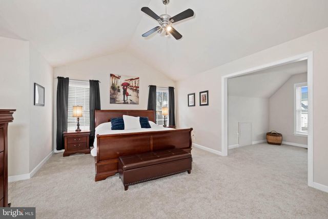 104 SHINNECOCK HL, Avondale, PA 19311