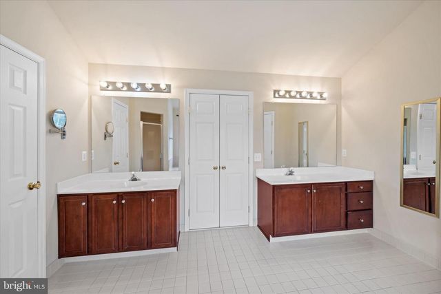 104 SHINNECOCK HL, Avondale, PA 19311