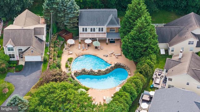 104 SHINNECOCK HL, Avondale, PA 19311