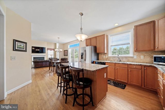 104 SHINNECOCK HL, Avondale, PA 19311