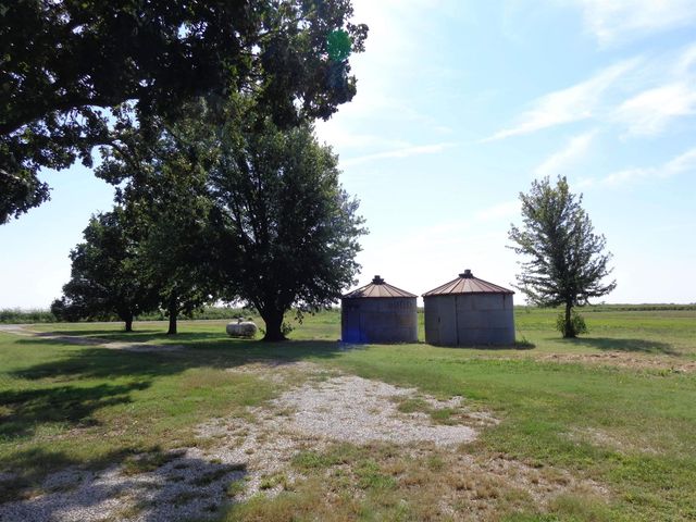 1217 S Mayfield, Caldwell, KS 67022