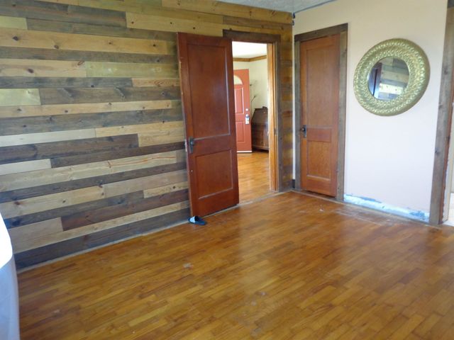 1217 S Mayfield, Caldwell, KS 67022