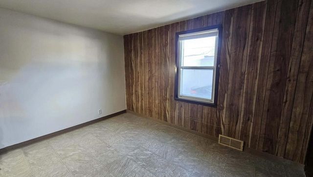 1524 WEISE STREET, Green Bay, WI 54302