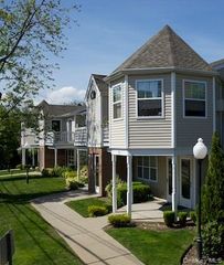 55 Fifth Avenue 09, Bay Shore, NY 11706