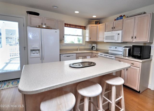 39 Lee Street, Ocean Isle Beach, NC 28469