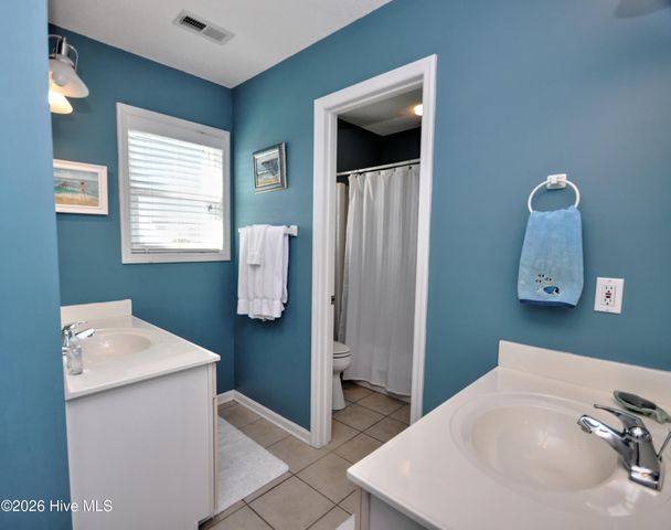 39 Lee Street, Ocean Isle Beach, NC 28469