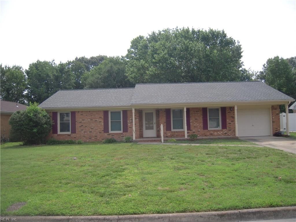 1008 Parkland LN, Virginia Beach, VA 23464