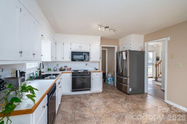4503 Briarcreek Road, Maiden, NC 28650
