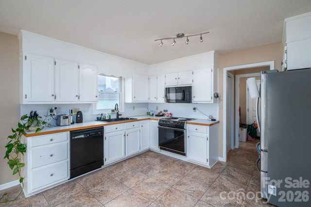 4503 Briarcreek Road, Maiden, NC 28650