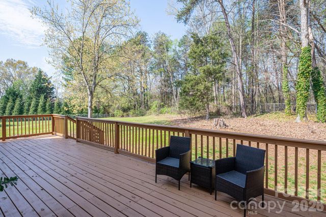 4503 Briarcreek Road, Maiden, NC 28650