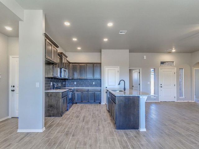 2221 E Cover Lane, Stillwater, OK 74074