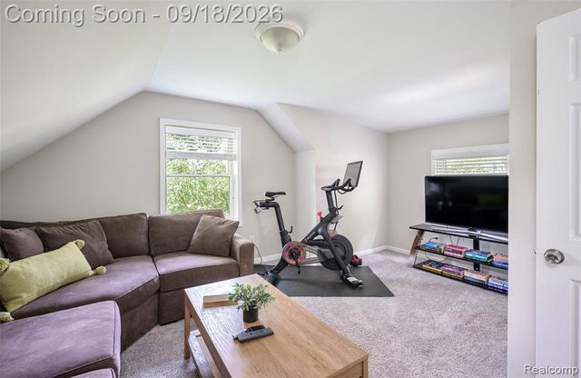 1617 Penistone Street, Birmingham, MI 48009