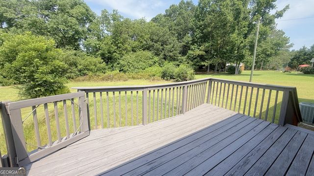 32 Russell Lane, Carrollton, GA 30116