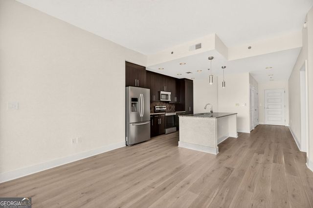 1080 Peachtree Street NE 2004, Atlanta, GA 30309