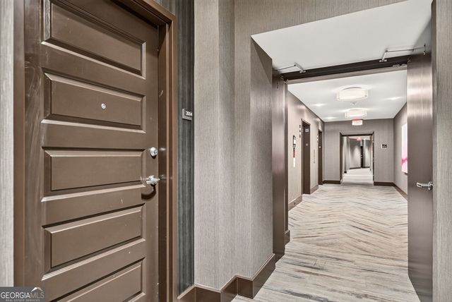 1080 Peachtree Street NE 2004, Atlanta, GA 30309
