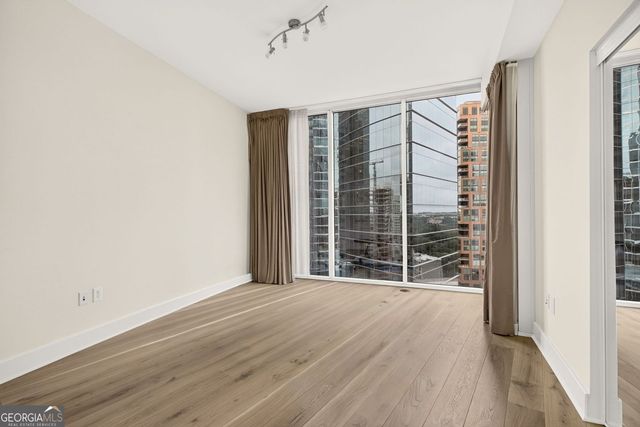 1080 Peachtree Street NE 2004, Atlanta, GA 30309