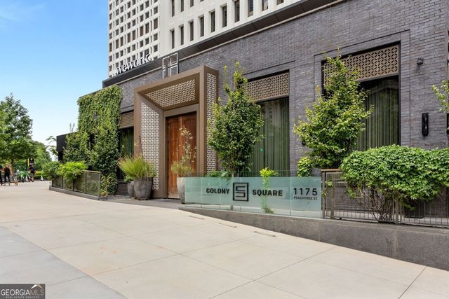 1080 Peachtree Street NE 2004, Atlanta, GA 30309