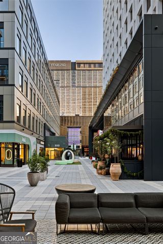 1080 Peachtree Street NE 2004, Atlanta, GA 30309