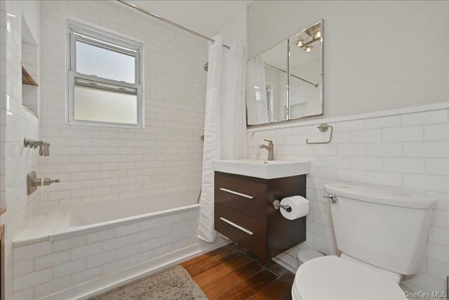 991 Cottage Place, Baldwin, NY 11510