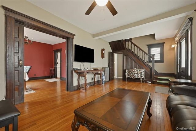 991 Cottage Place, Baldwin, NY 11510