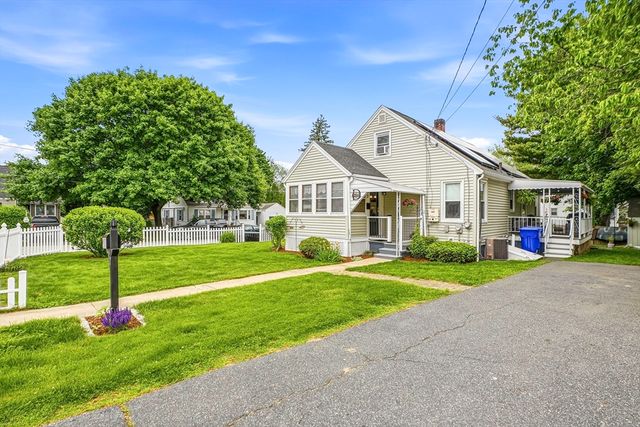 2 Walker Ave, Milford, MA 01757
