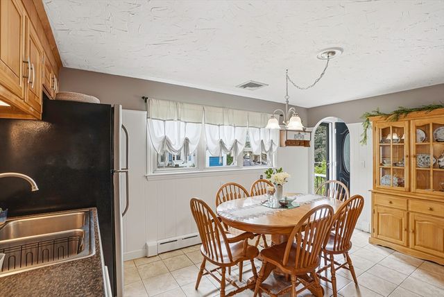 2 Walker Ave, Milford, MA 01757