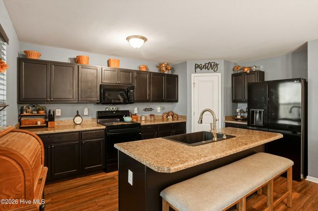 793 Landmark Cove SW, Calabash, NC 28467