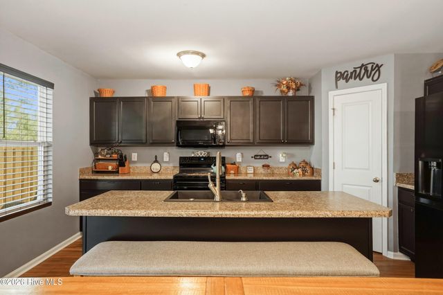 793 Landmark Cove SW, Calabash, NC 28467