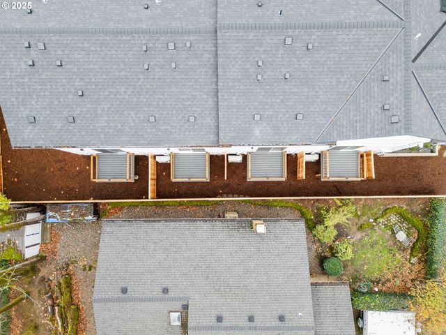 5211 Sw Vacuna St, Portland, OR 97219