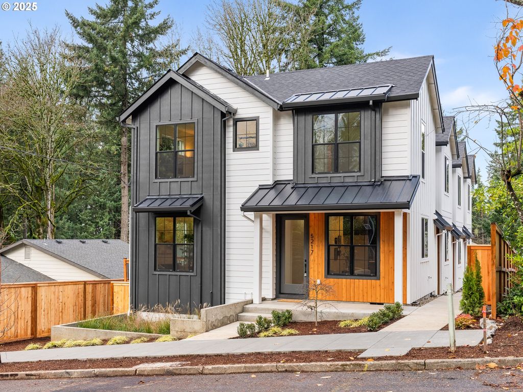 5211 Sw Vacuna St, Portland, OR 97219