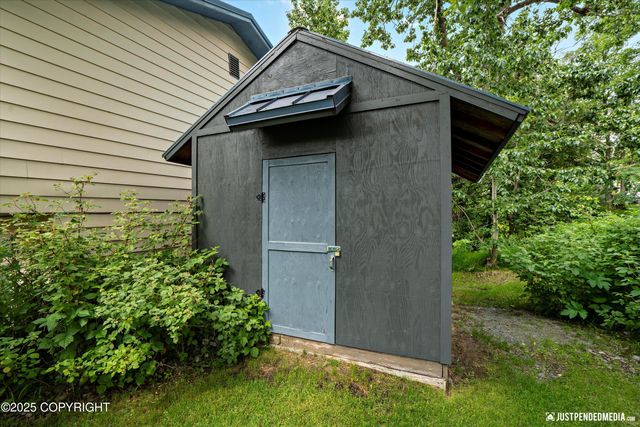 17969 Meadow Creek Drive, Eagle River, AK 99577