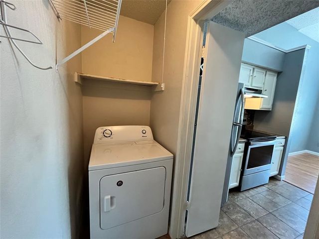 6419 Valleybrooke Court, Arlington, TX 76001