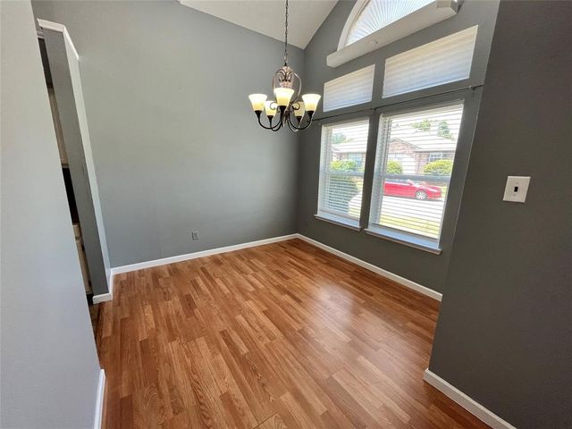 6419 Valleybrooke Court, Arlington, TX 76001