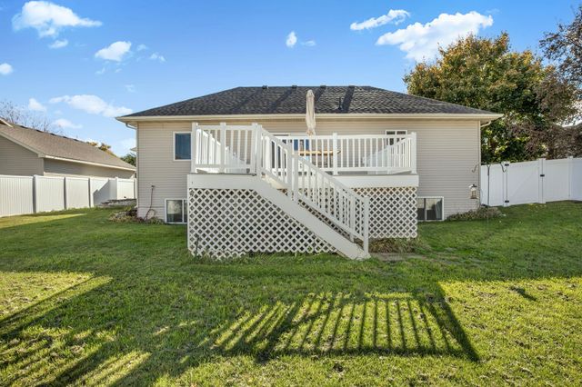 1517 Camden Woods Terrace, Saint Cloud, MN 56301