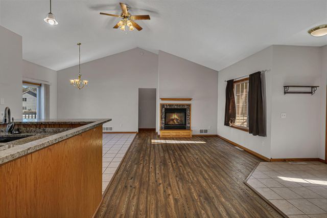 1517 Camden Woods Terrace, Saint Cloud, MN 56301