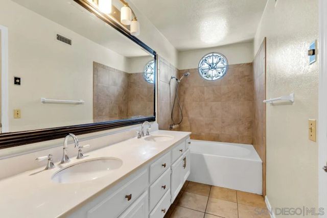 1861 Avenida Segovia, Oceanside, CA 92056