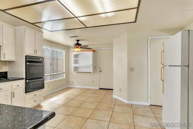 1861 Avenida Segovia, Oceanside, CA 92056