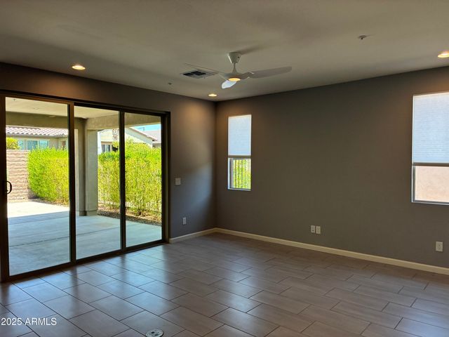 13418 W MAYBERRY Trail, Peoria, AZ 85383