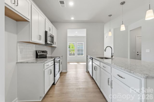 1680 Piper Creek Avenue, Newton, NC 28658