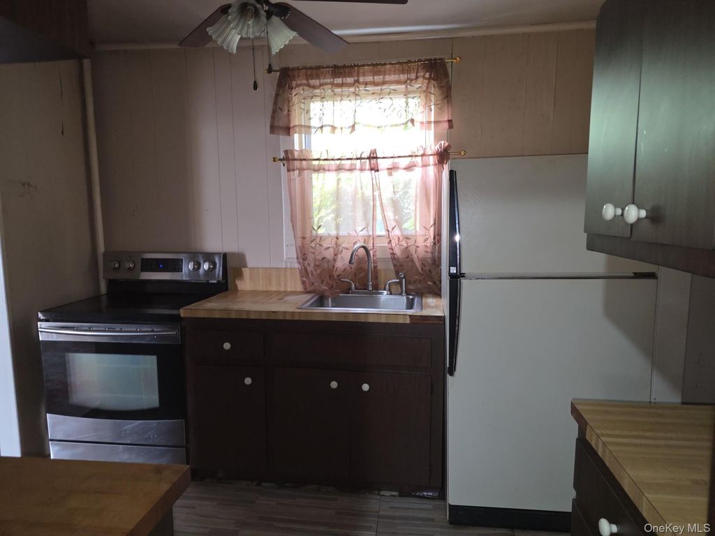 236 Holland Avenue, Elmont, NY 11003 — photo 5