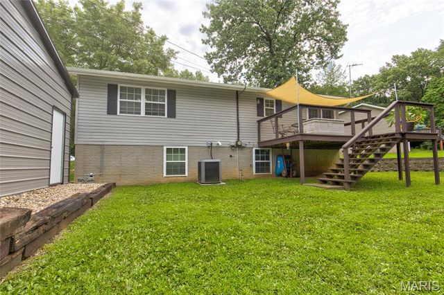 15337 Jeffrey Lane, Brighton, IL 62012