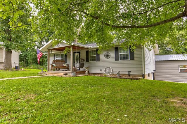 15337 Jeffrey Lane, Brighton, IL 62012