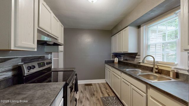 1826 S 24th St, Louisville, KY 40210